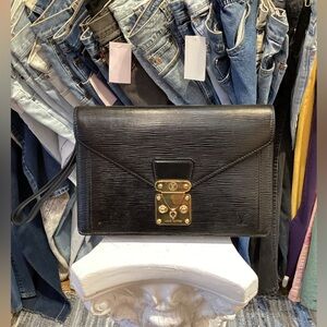 Vintage 1980’s Authentic Gold/Black Louis Vuitton Epi Leather wristlet